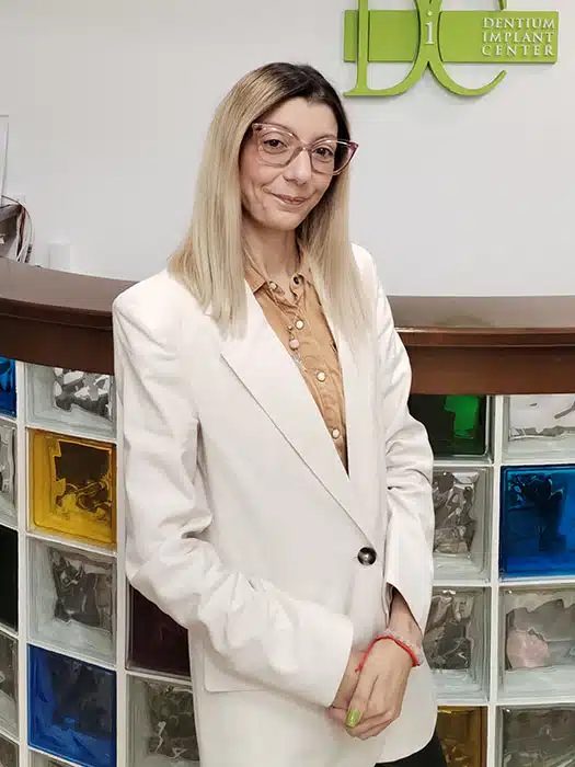 Bari Nikolett